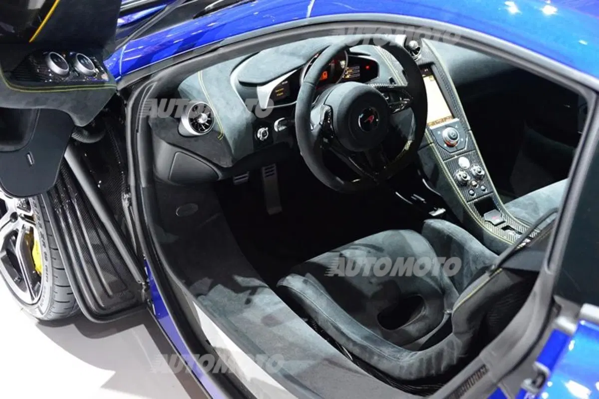 McLaren al Salone di Ginevra 2014 (32)