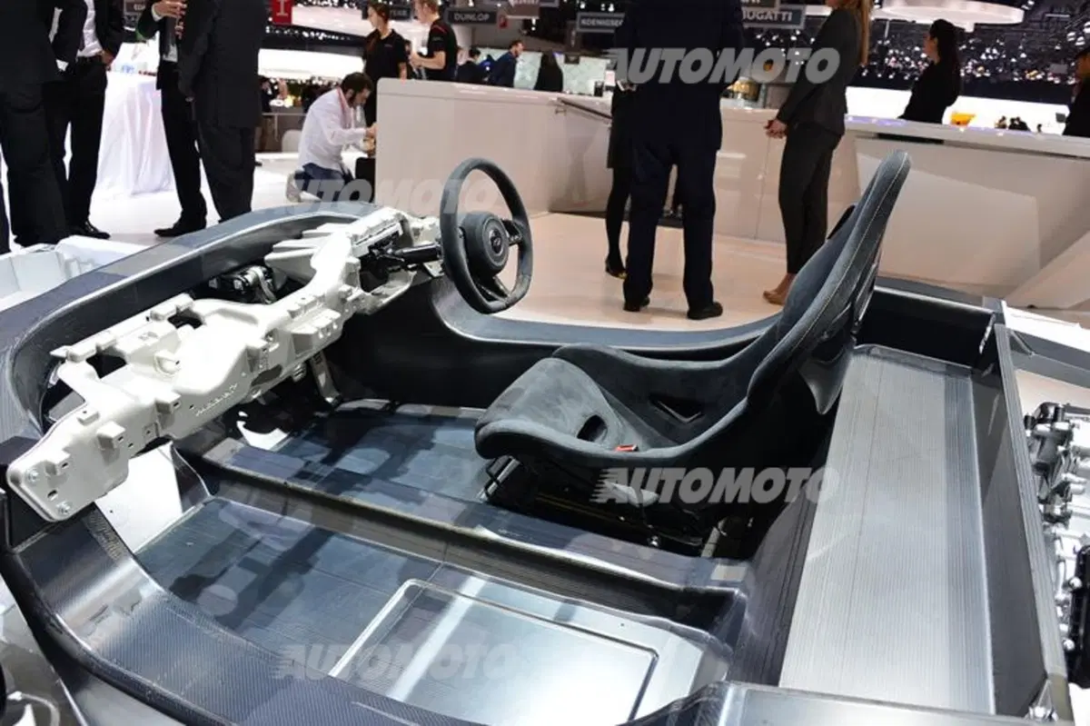 McLaren al Salone di Ginevra 2014 (62)