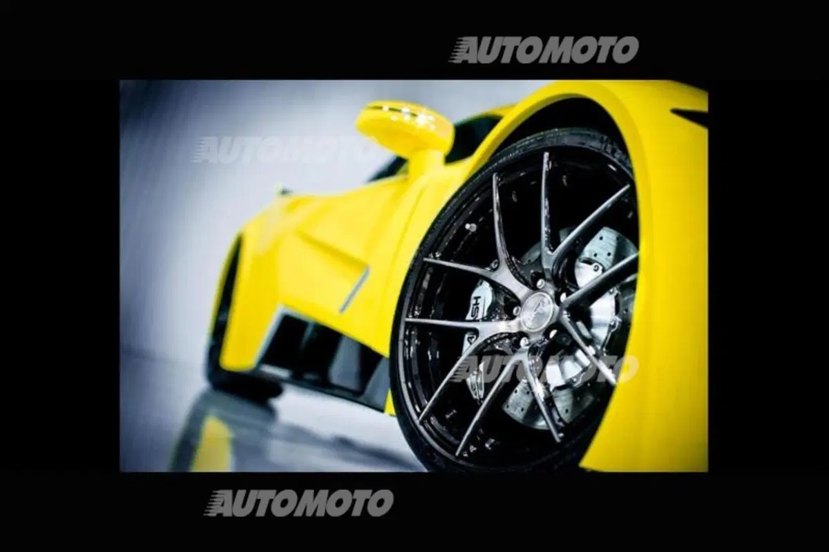 Arash AF8: una nuova supercar da 550 CV (16)
