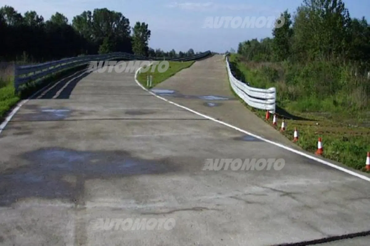 Proving Ground: i segreti delle più importanti piste di collaudo del mondo (29)