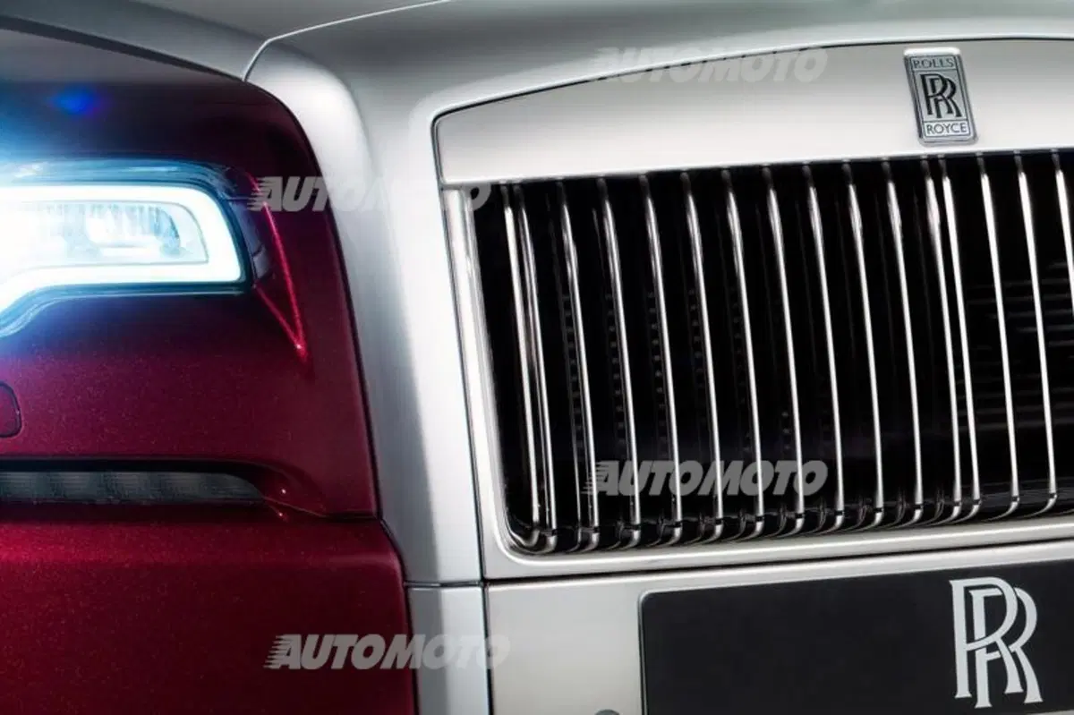 Rolls Royce Ghost Series II: leggero restyling nel segno del lusso (16)