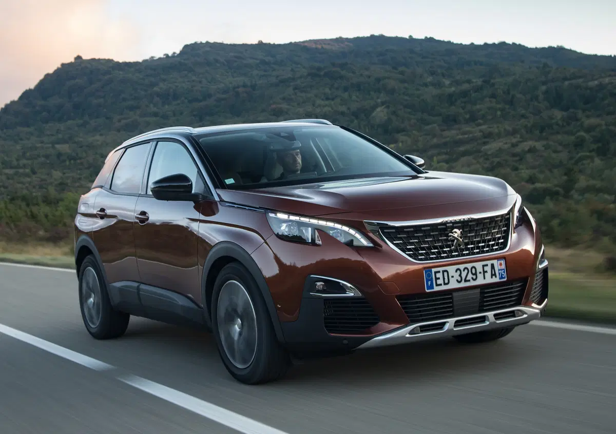 Peugeot: no a Francoforte 2017 in favore del digital marketing
