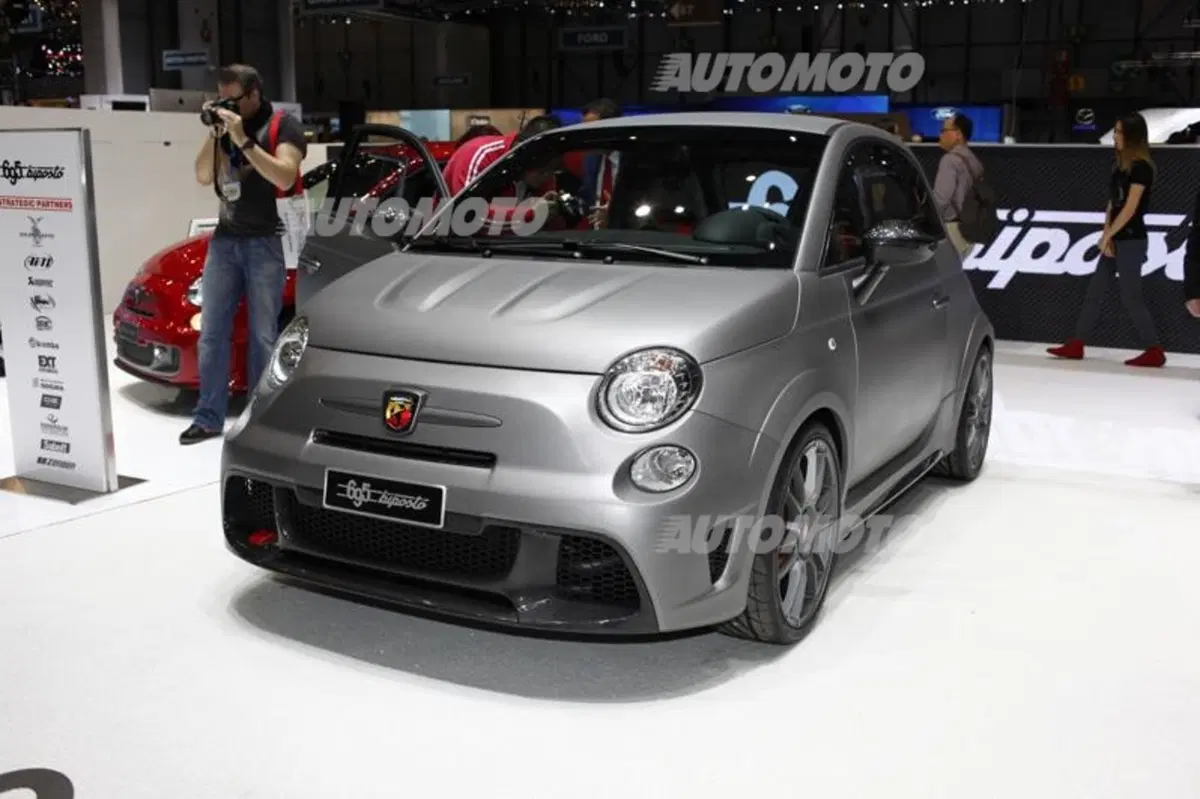 Abarth al Salone di Ginevra 2014 (5)