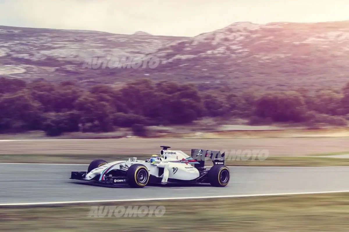 Williams: sulla FW36 un logo per commemorare Ayrton Senna (4)