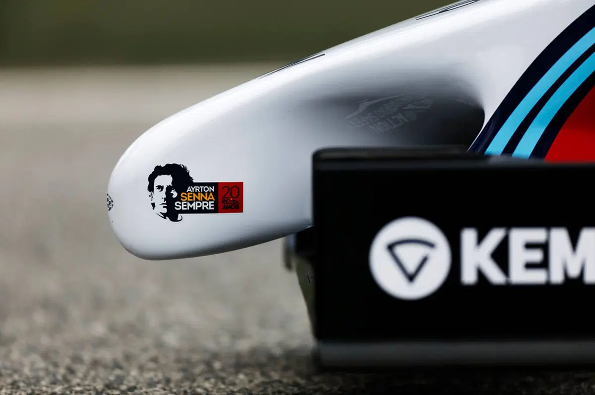 Williams: sulla FW36 un logo per commemorare Ayrton Senna (8)