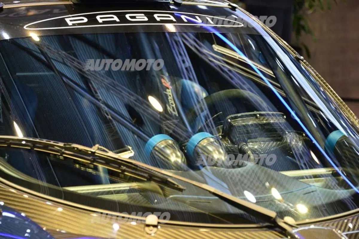 Pagani al Salone di Ginevra 2014 (22)