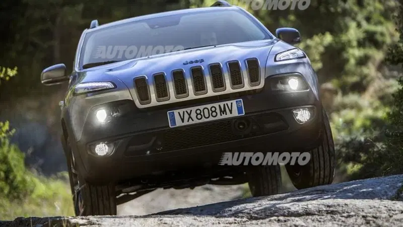 Jeep Cherokee, debutta il 2.2 Multijet II