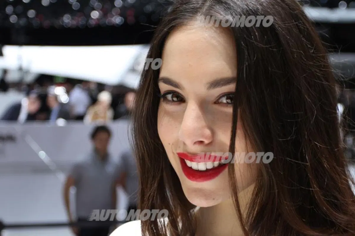 iLike@Salone di Ginevra 2014: ecco le ragazze che hanno vinto (6)