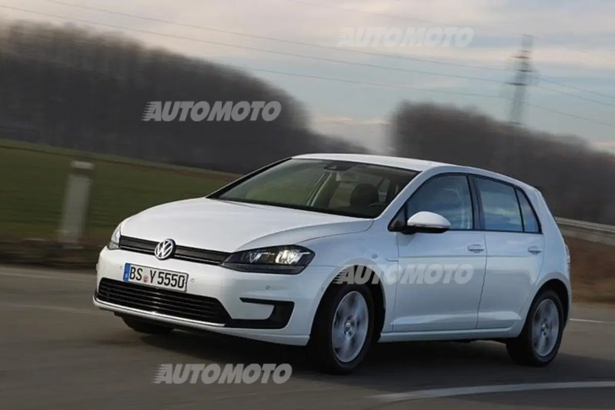 Volkswagen e-Golf: arriverà a giugno a circa 37.000 euro (9)