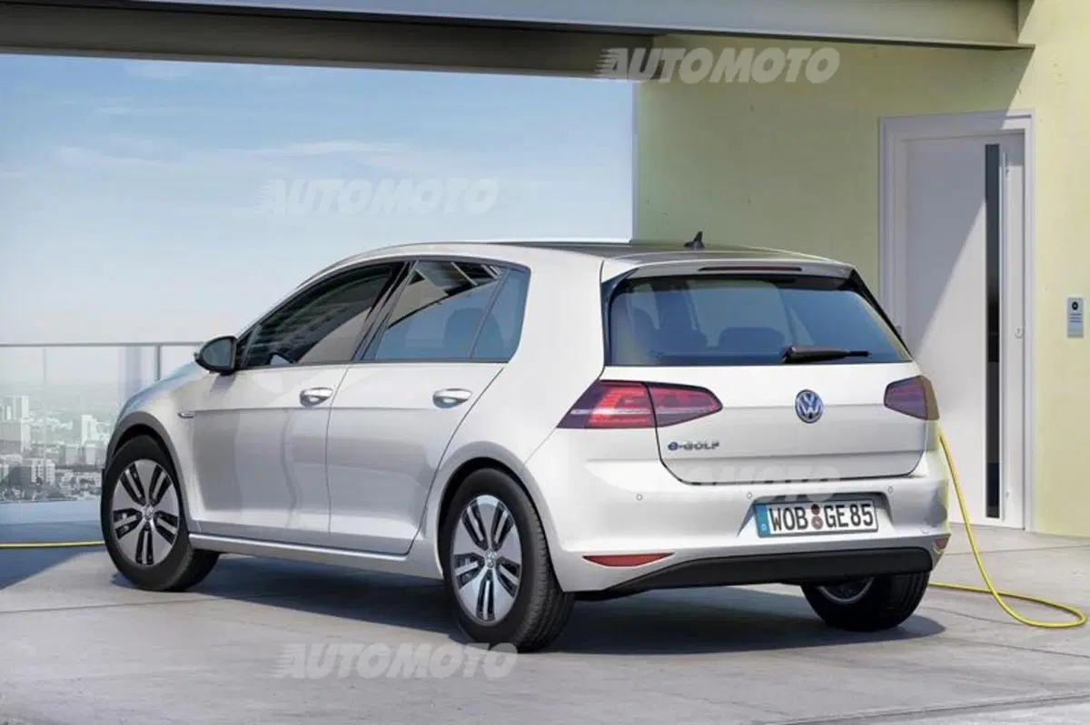 Volkswagen e-Golf: arriverà a giugno a circa 37.000 euro (11)