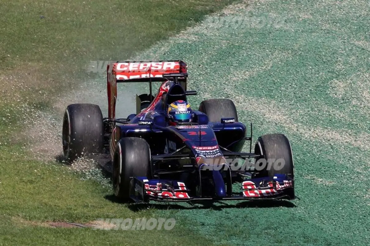 Formula 1 Australia 2014: Hamilton domina le libere del venerdì (7)