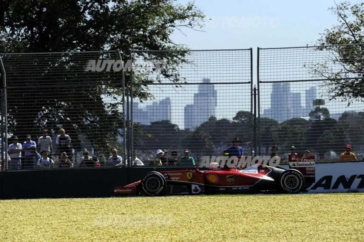 Formula 1 Australia 2014: Hamilton domina le libere del venerdì (10)