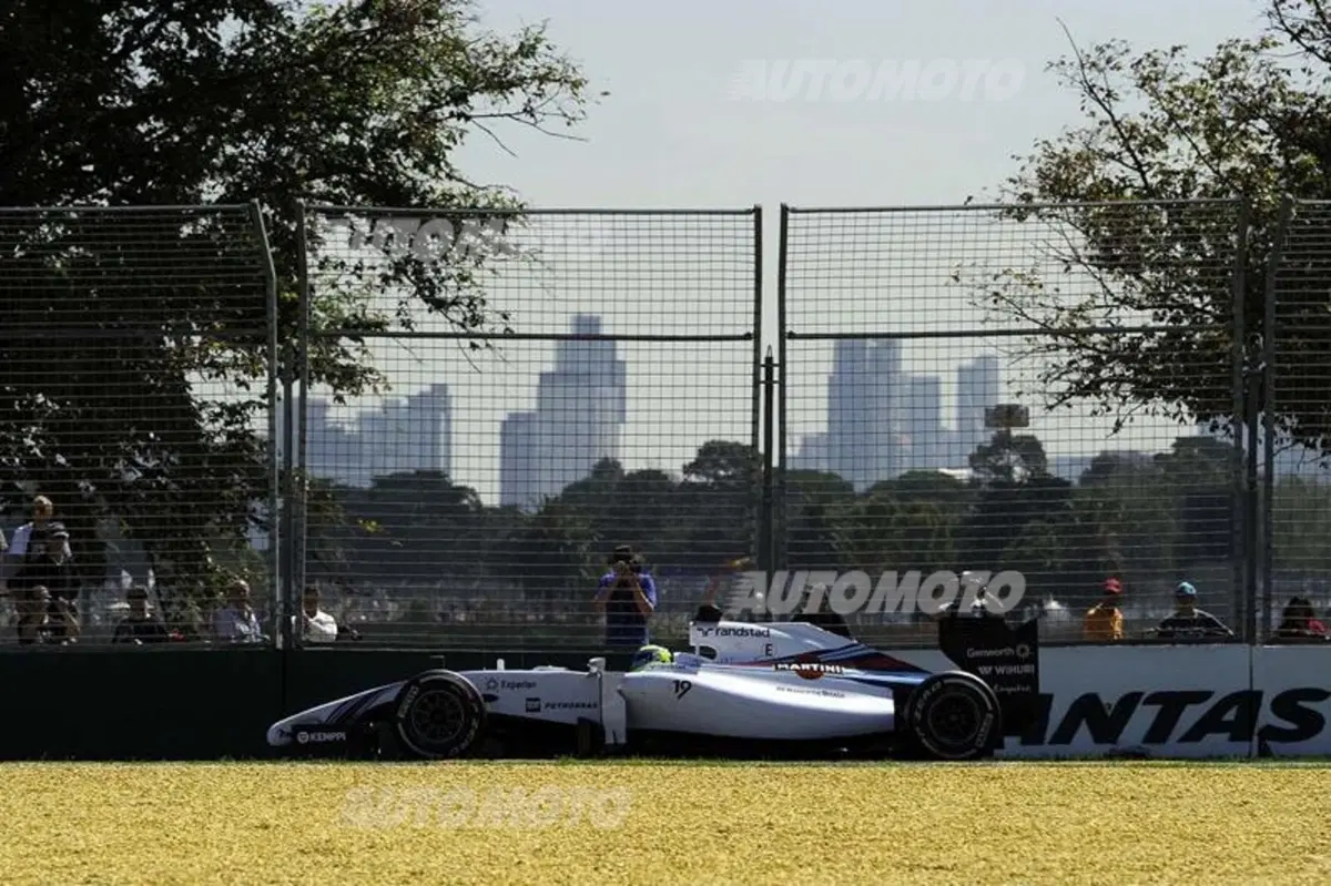 Formula 1 Australia 2014: Hamilton domina le libere del venerdì (12)