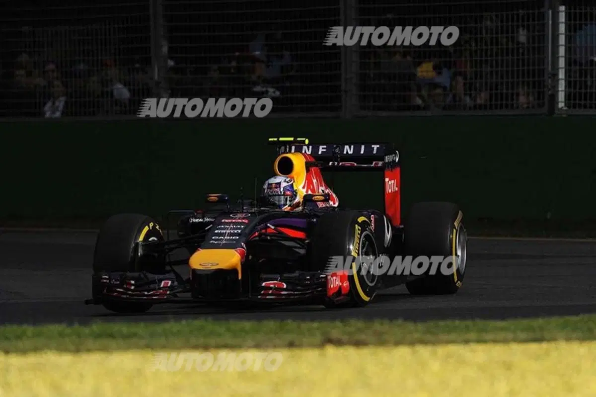 F1 2014: Rosberg vince un GP d'Australia amaro per Ricciardo (17)