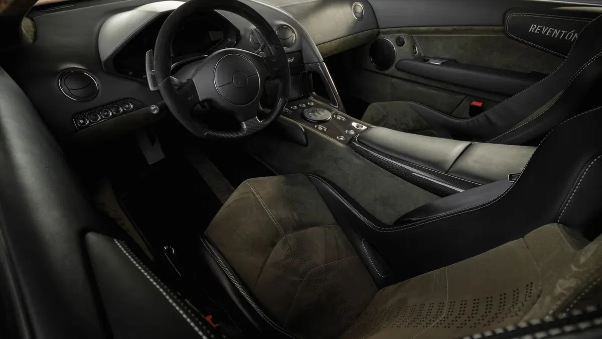 All'asta una delle 20 Lamborghini Reventon (5)