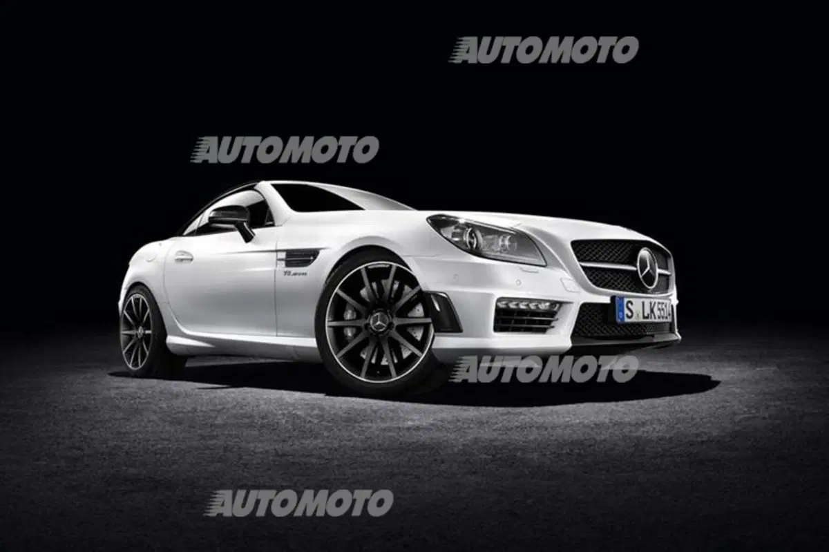 Mercedes-Benz SLK CarbonLook Edition (2)