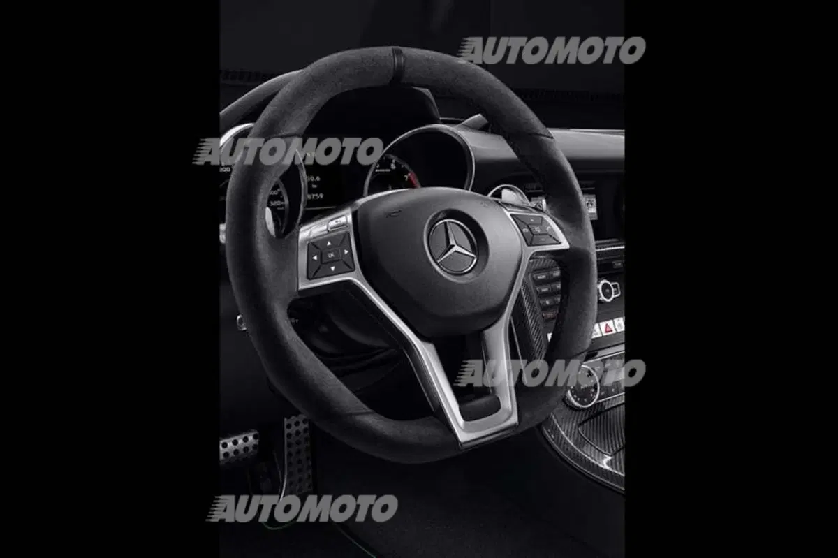Mercedes-Benz SLK CarbonLook Edition (6)