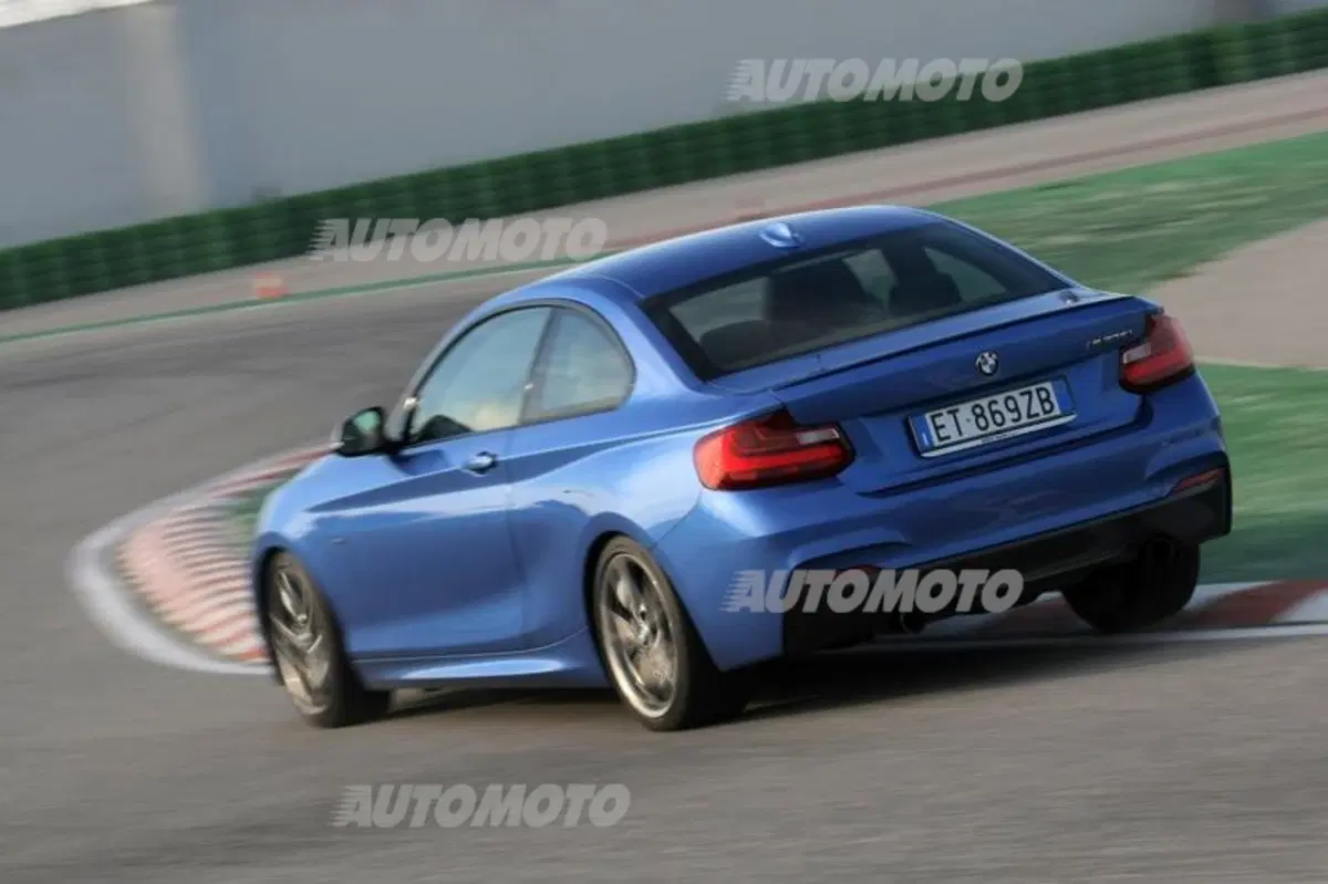 BMW Serie 2 Coupé (6)