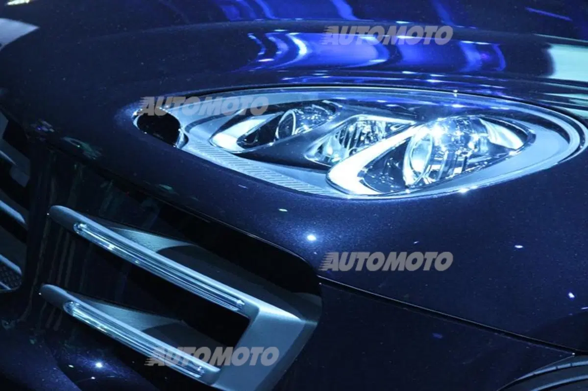 Porsche Macan arriva in Italia: eccola in anteprima a Milano (28)