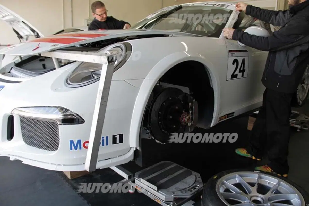 Porsche Carrera Cup Italia 2014: uno sguardo ravvicinato a vettura e Campionato (11)