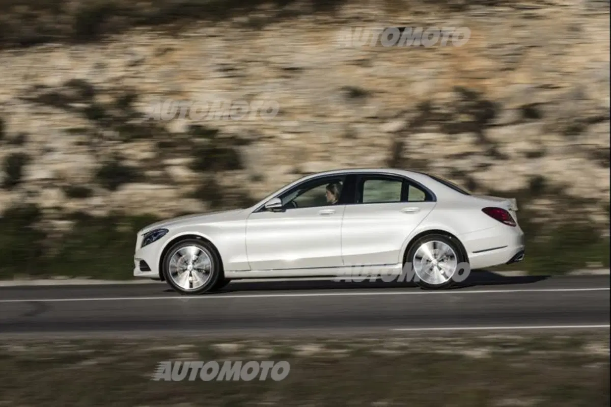 Nuova Mercedes Classe C (14)