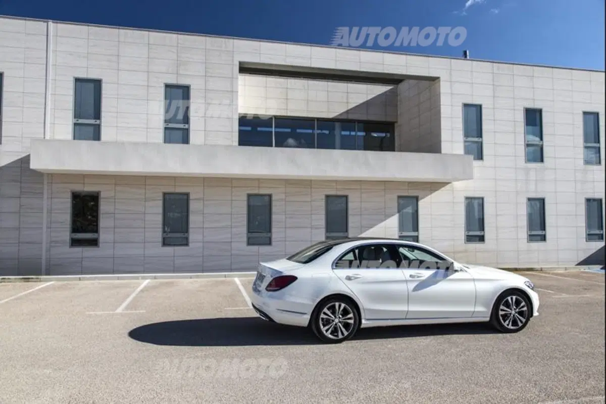 Nuova Mercedes Classe C (27)