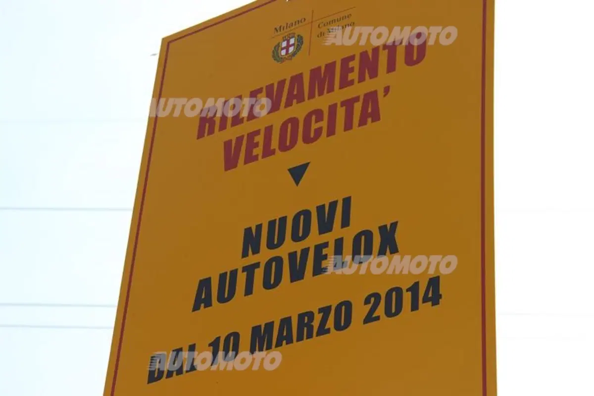 Nuovi Autovelox a Milano, multe a raffica in pochi secondi: il video (12)