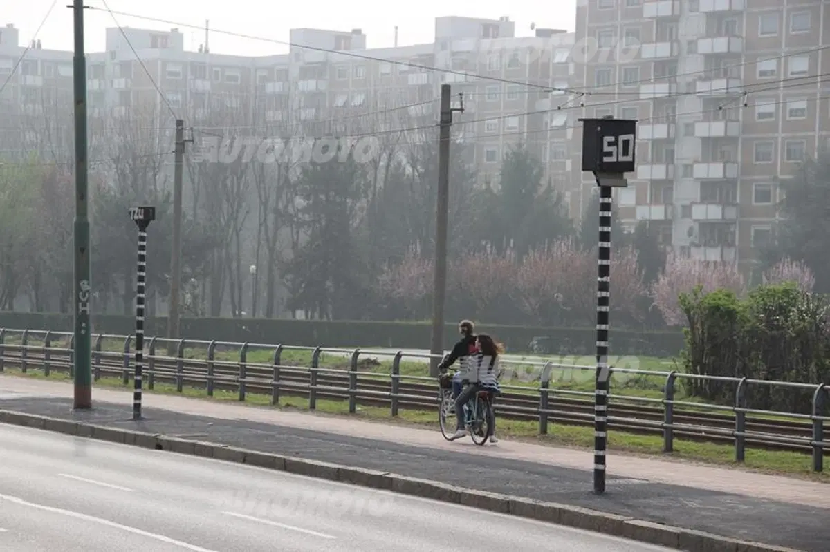Nuovi Autovelox a Milano, multe a raffica in pochi secondi: il video (25)