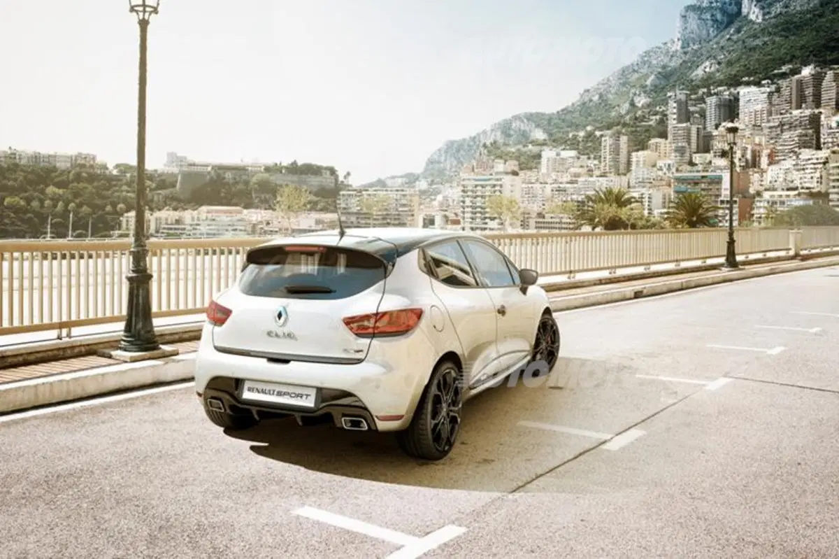 Renault Clio RS Monaco GP (6)