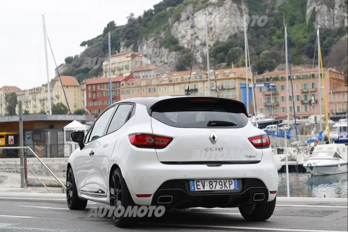 Renault Clio RS Monaco GP (11)