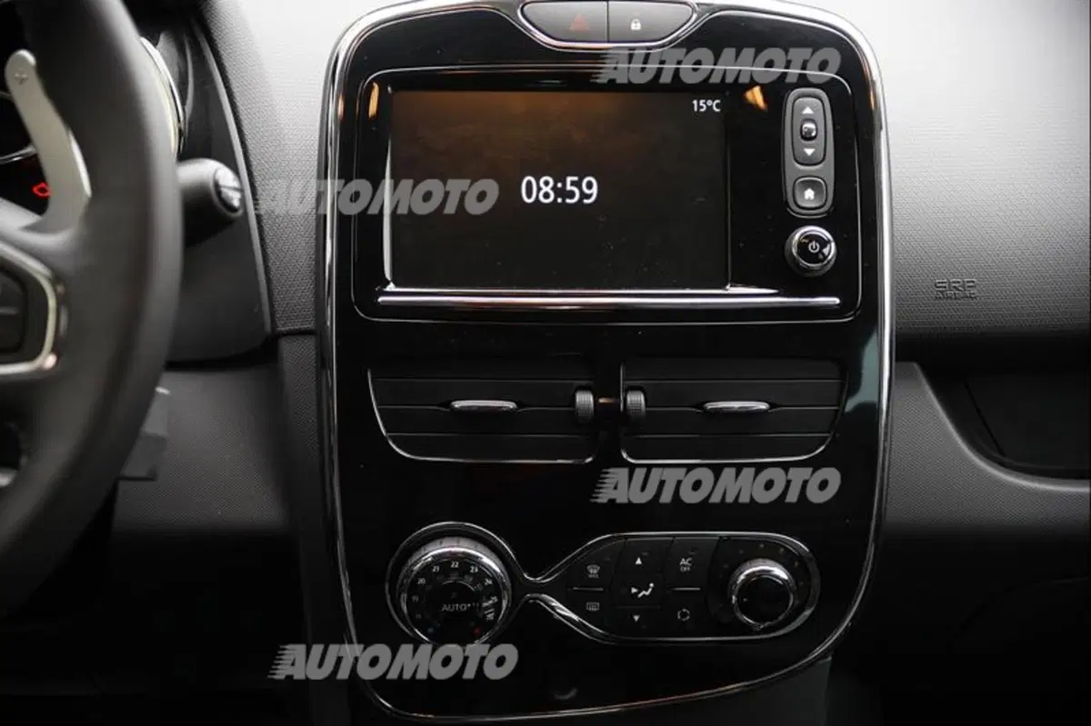 Renault Clio RS Monaco GP (31)