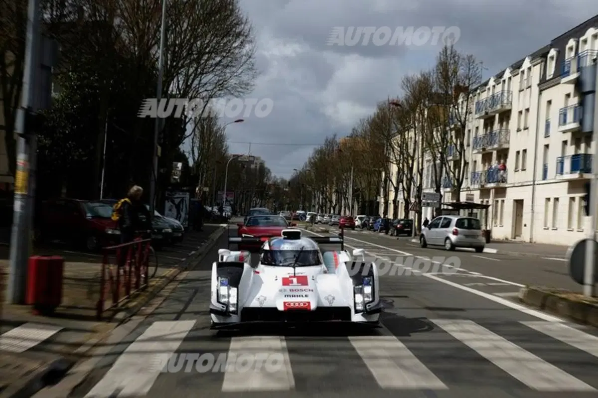 Audi R18 e-tron quattro: ecco la livrea definitiva per il 2014 (7)