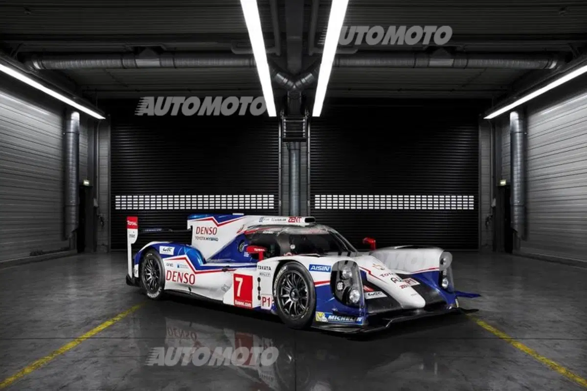 Toyota TS040 Hybrid: 1.000 CV e 4WD per la 24 Ore di Le Mans (3)