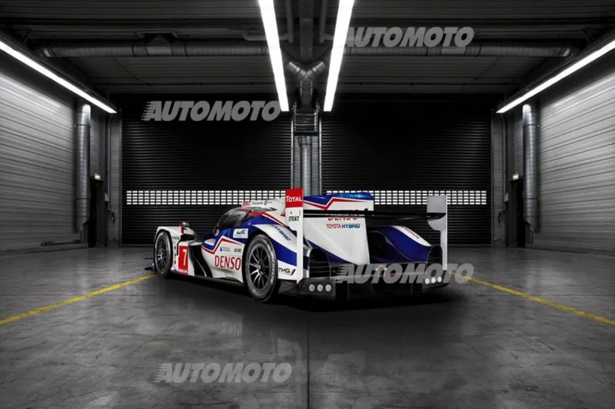Toyota TS040 Hybrid: 1.000 CV e 4WD per la 24 Ore di Le Mans (4)