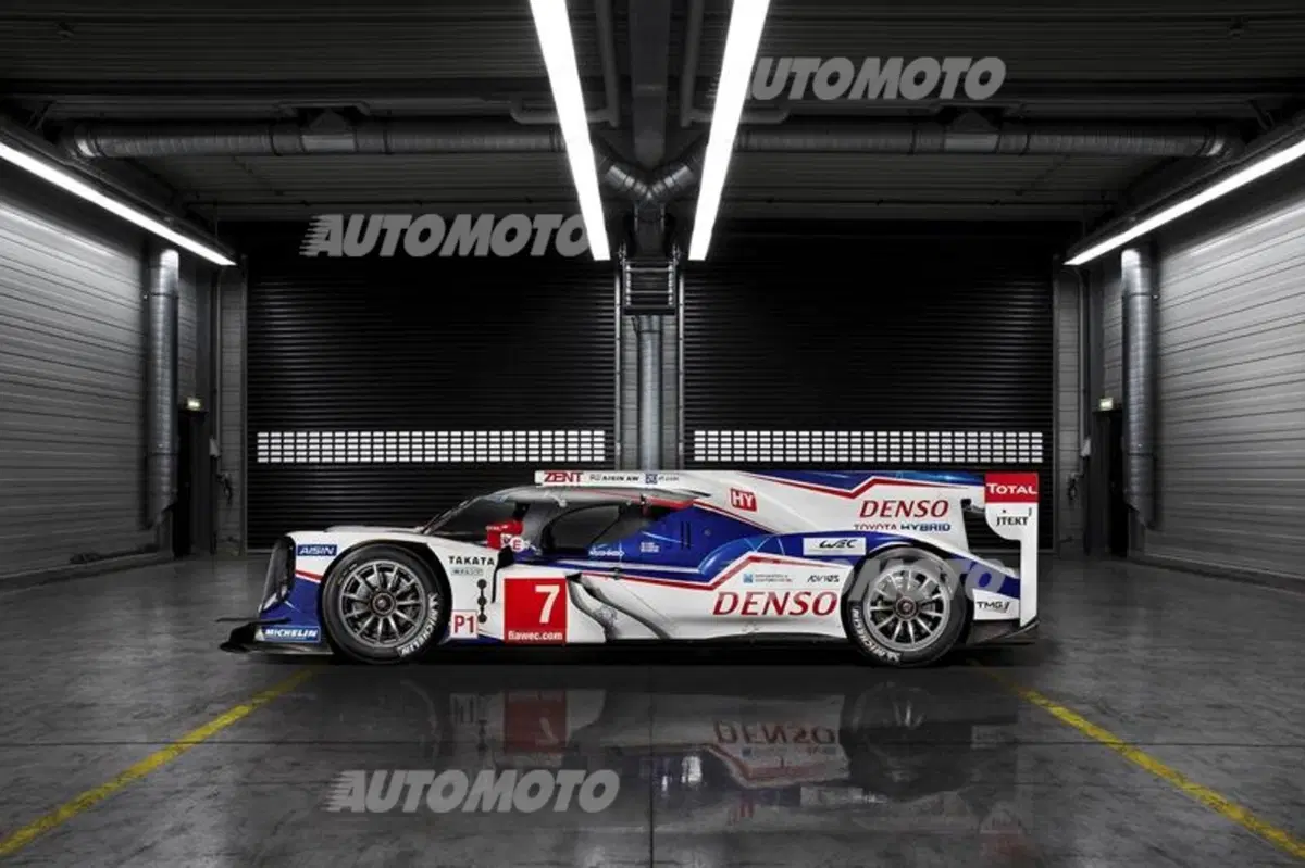 Toyota TS040 Hybrid: 1.000 CV e 4WD per la 24 Ore di Le Mans (5)