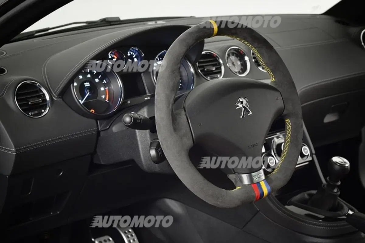 Peugeot RCZ Racing Cup Replica (13)
