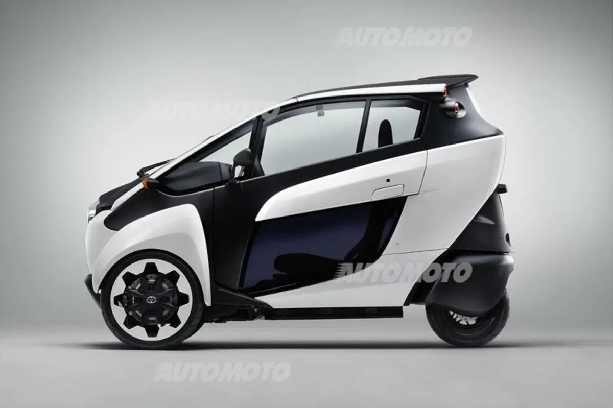 Toyota i-Road: inizia il collaudo del tre ruote elettrico. Guardate come piega! (5)