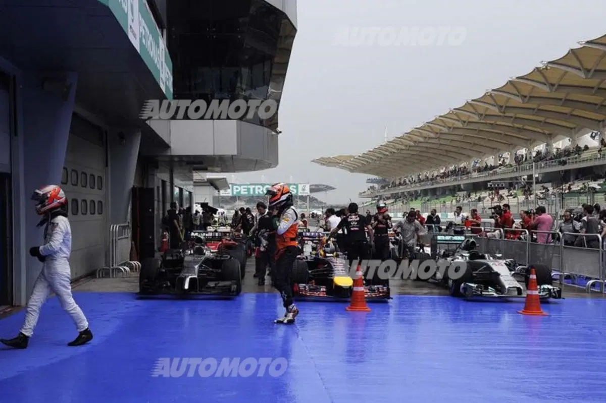 Formula 1 Malesia 2014: Hamilton domina le qualifiche del GP di Sepang (6)