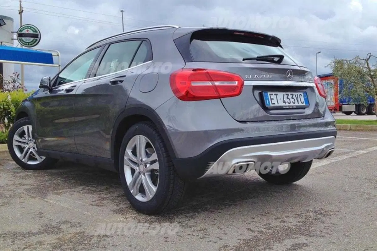 Blasetti: «GLA unisce dinamicità su strada a grandi capacità off-road» (10)