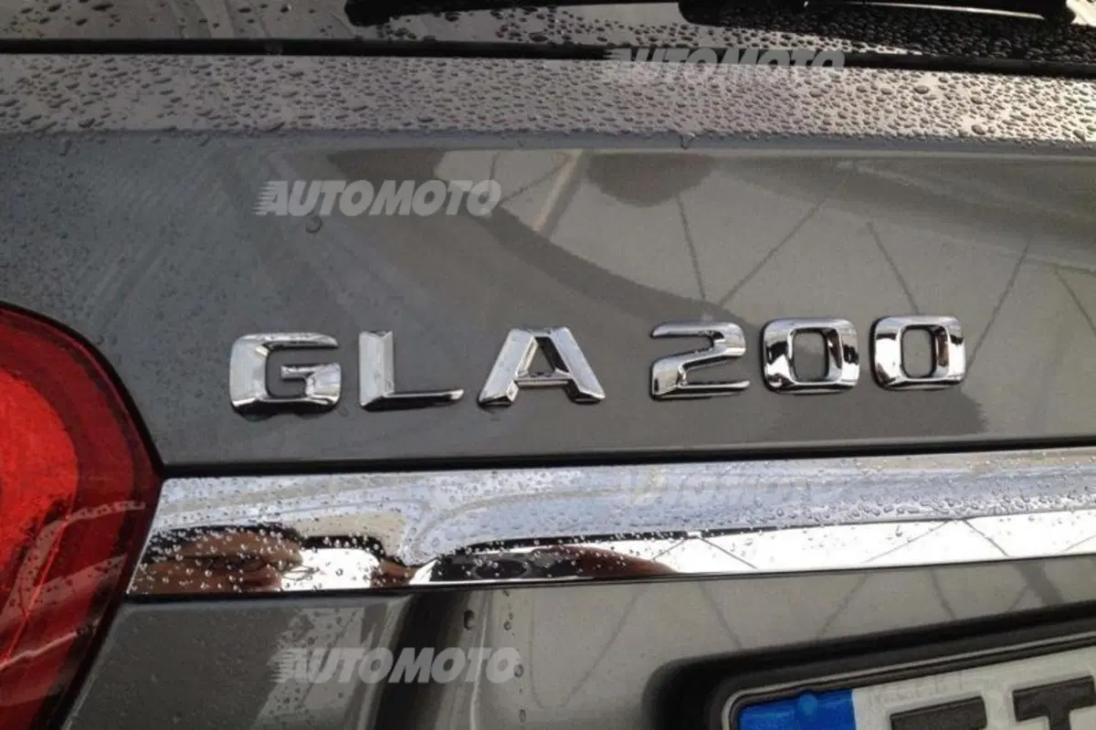 Blasetti: «GLA unisce dinamicità su strada a grandi capacità off-road» (16)
