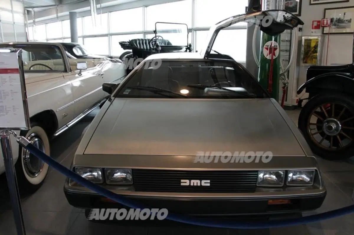 Museo Nicolis: la storia dell'auto e della moto in un'esposizione privata (30)