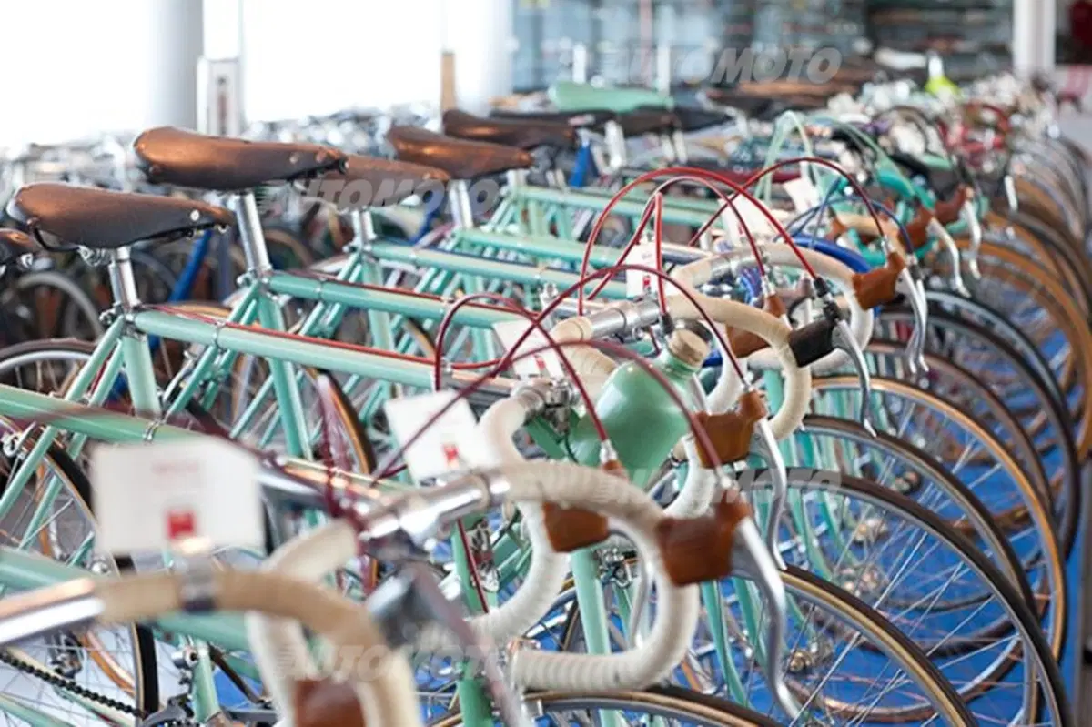 Museo Nicolis: la storia dell'auto e della moto in un'esposizione privata (53)