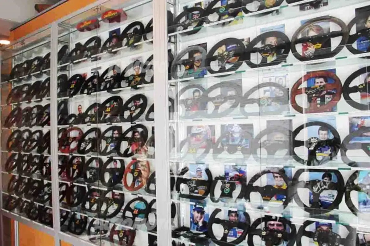 Museo Nicolis: la storia dell'auto e della moto in un'esposizione privata (60)