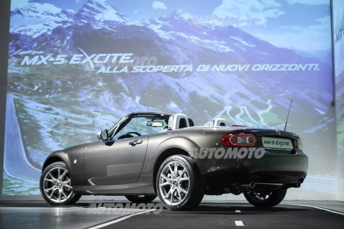Mazda MX-5 Excite: nuova edizione speciale nell'anno del 25° Anniversario