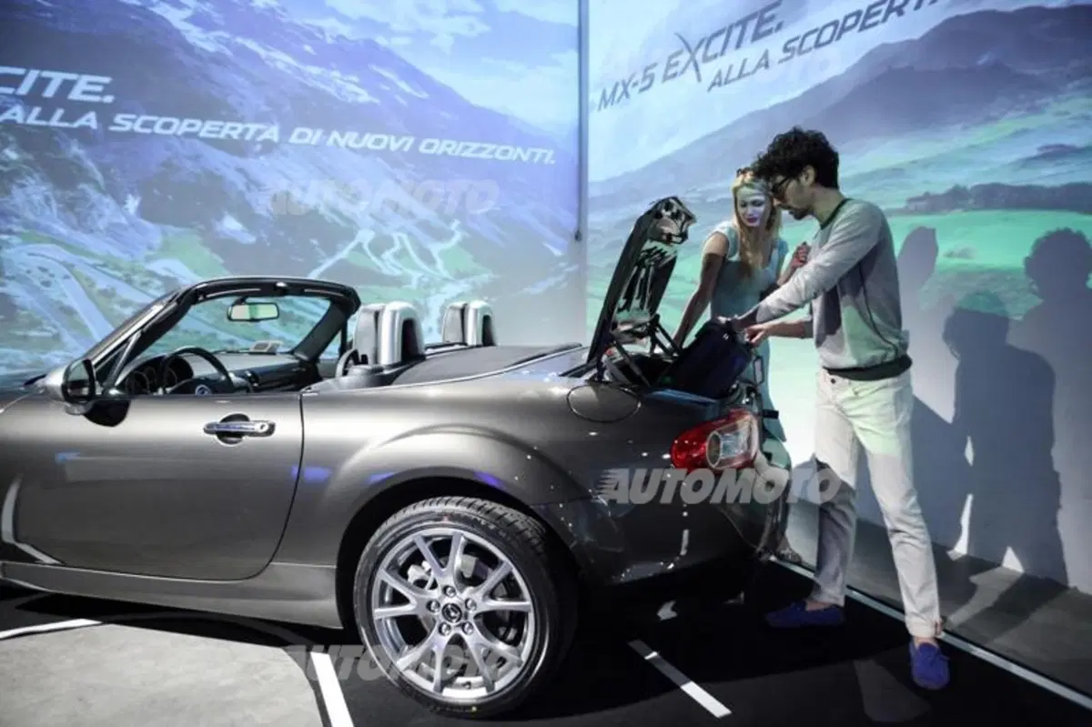 Mazda MX-5 Excite: nuova edizione speciale nell'anno del 25° Anniversario (7)