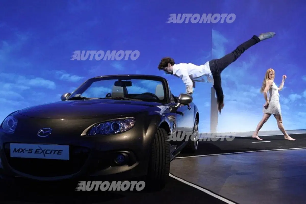 Mazda MX-5 Excite: nuova edizione speciale nell'anno del 25° Anniversario (21)