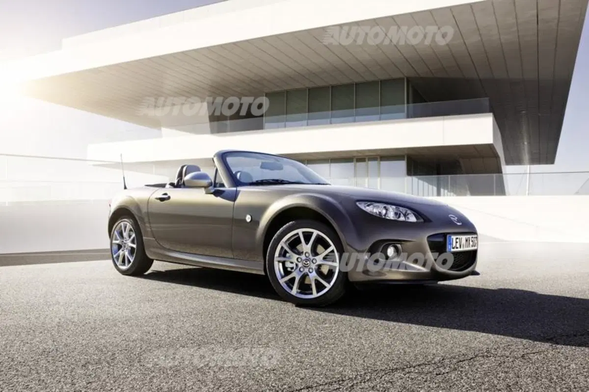 Mazda MX-5 Excite: nuova edizione speciale nell'anno del 25° Anniversario (26)