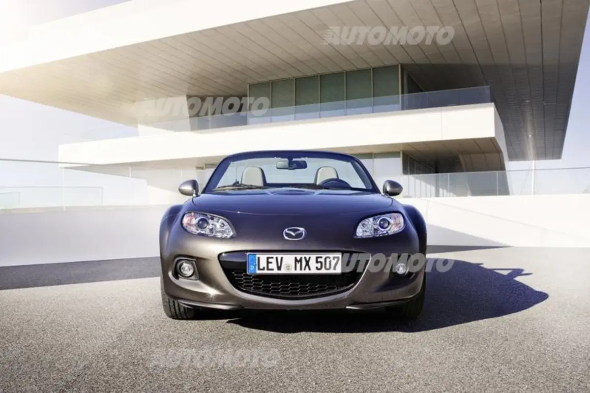 Mazda MX-5 Excite: nuova edizione speciale nell'anno del 25° Anniversario (27)