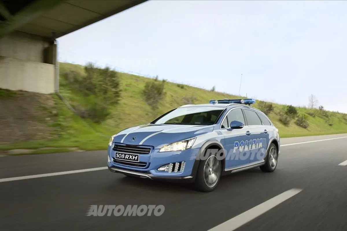Peugeot: una 508 RXH a disposizione della Polizia Stradale (5)