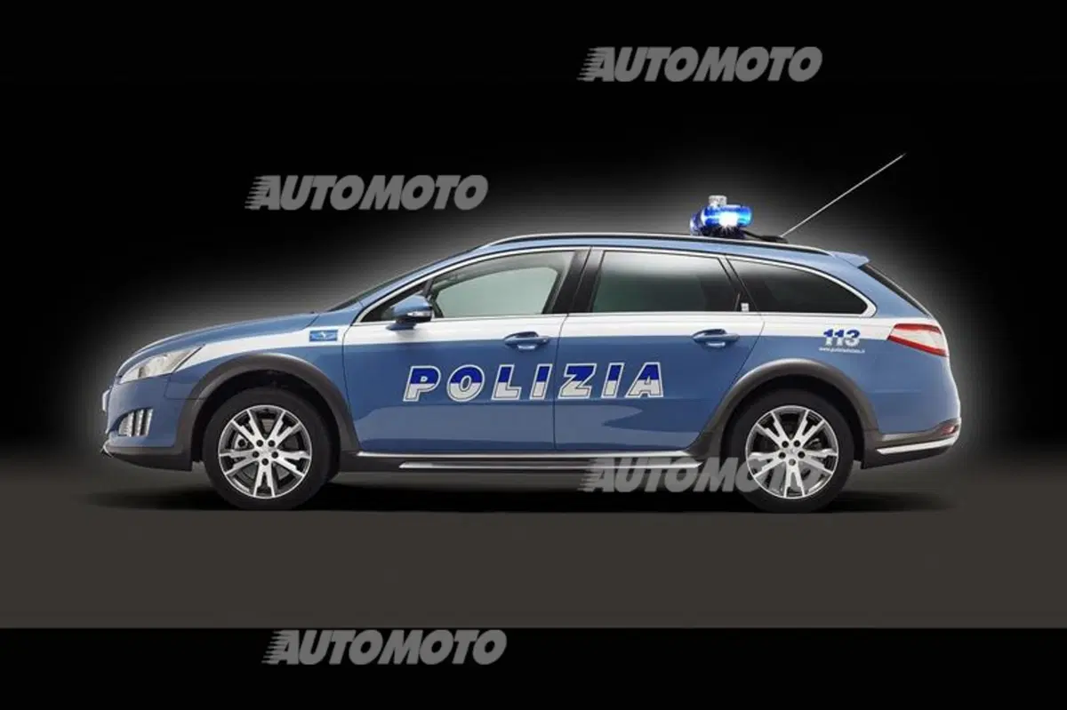 Peugeot: una 508 RXH a disposizione della Polizia Stradale (20)